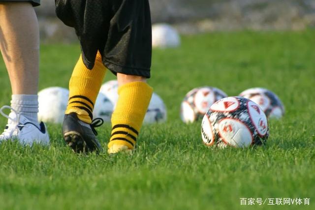 世界女排联赛香港站：中国队三局完胜乌克兰队